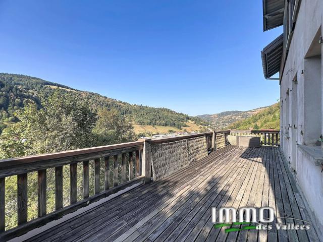 Maison 5 pièces 271 m²