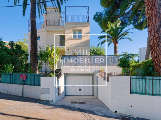 Maison 5 pièces 286 m²