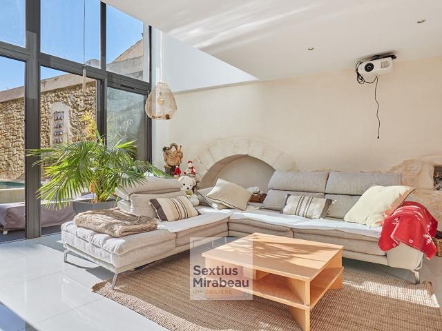Maison 5 pièces 288 m²