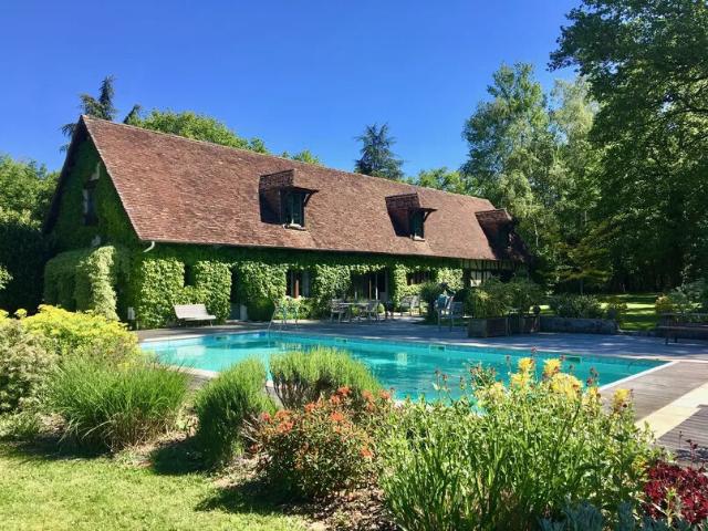 Maison 5 pièces 280 m²