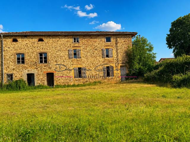 Maison 5 pièces 300 m²