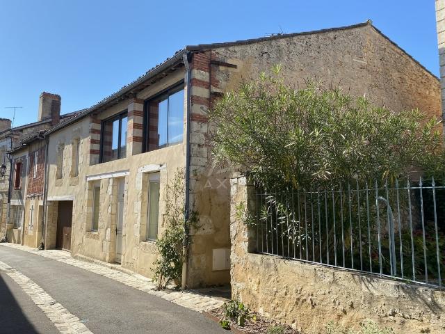 Maison 7 pièces 312 m²