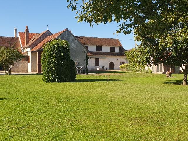 Maison 5 pièces 328 m²