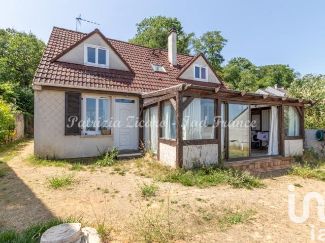 Maison 5 pièces 320 m²