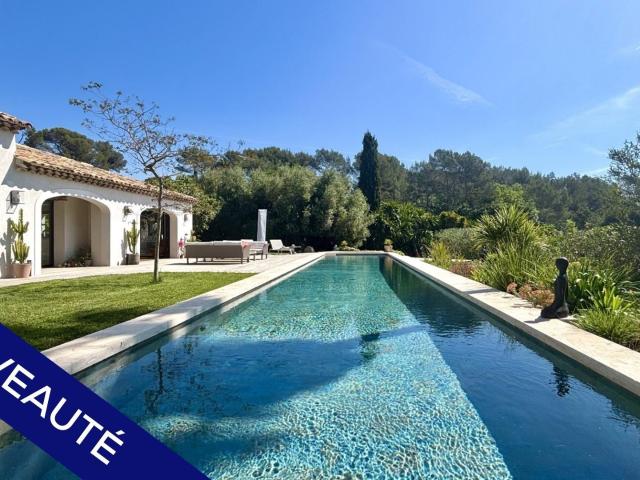 Maison 5 pièces 338 m²