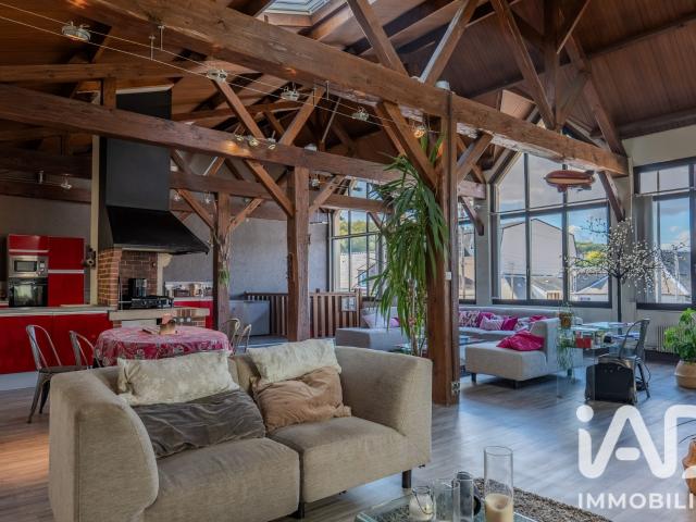 Maison 5 pièces 345 m²