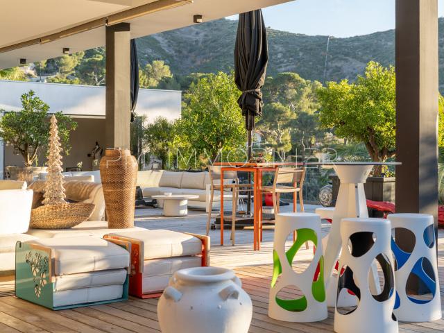 Maison 5 pièces 350 m²