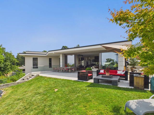 Maison 5 pièces 352 m²