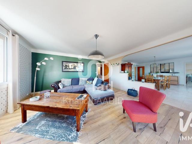 Maison 5 pièces 388 m²