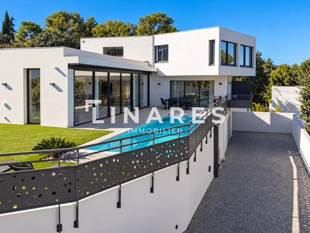 Maison 5 pièces 394 m²