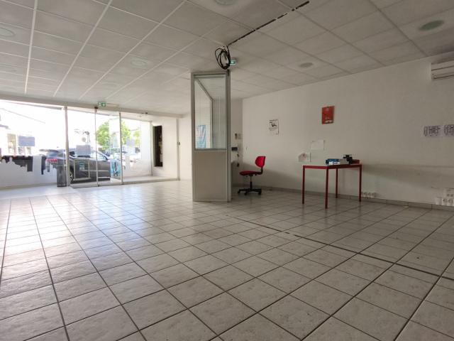 Maison 5 pièces 406 m²