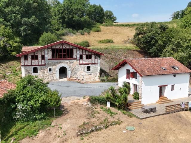 Maison 5 pièces 490 m²