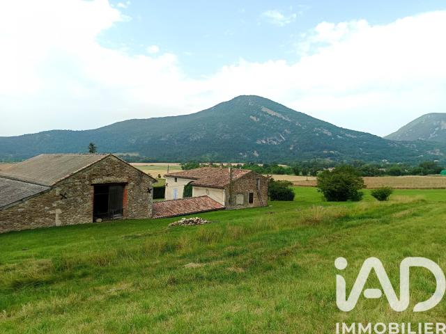 Maison 5 pièces 500 m²