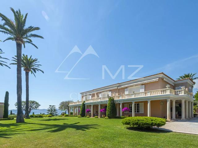 Maison 7 pièces 555 m²