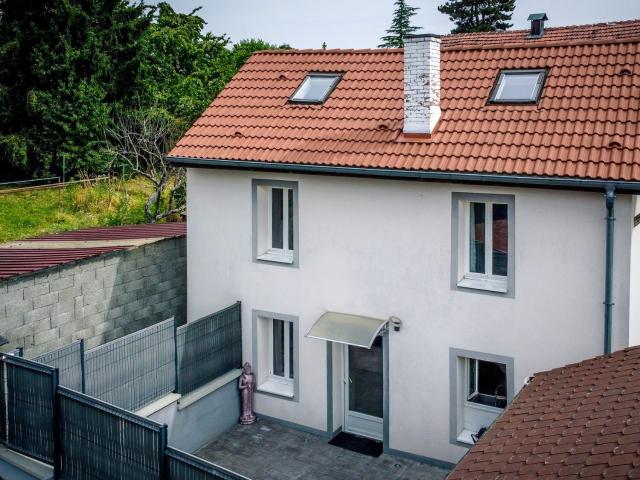 Maison 5 pièces 74 m²