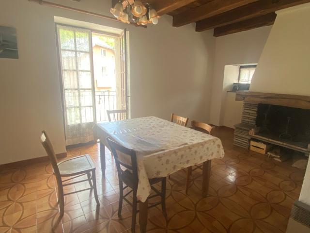 Maison 5 pièces 65 m²
