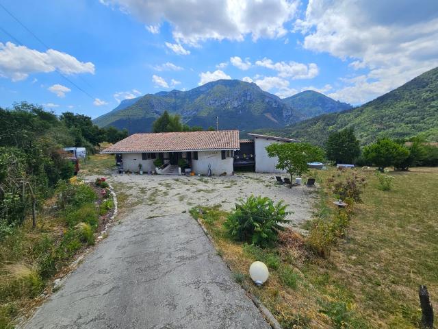 Maison 5 pièces 167 m²