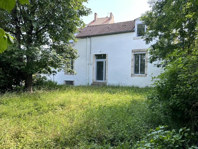 Maison 5 pièces, 78 m² à louer à Dijon 21000