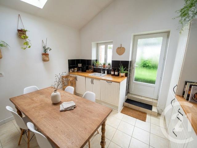 Maison 5 pièces 80 m²