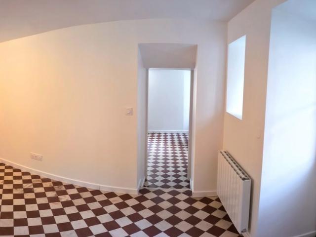 Maison 5 pièces, 80 m² à louer à Étiolles 91450