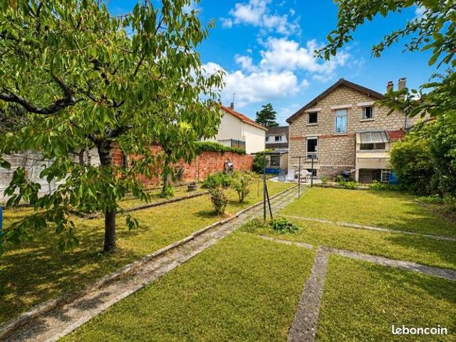 Maison 5 pièces 83 m²