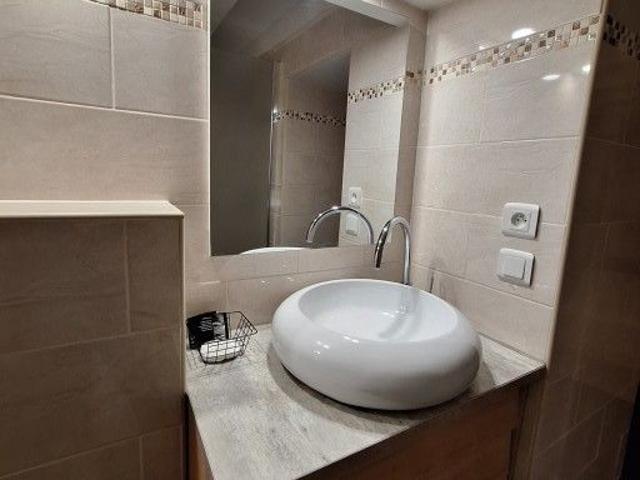 Maison 5 pièces, 83 m² à louer à Ornex 01210