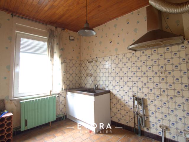 Maison 5 pièces 84.87 m2 à rénover Garage et jardin AUGNY