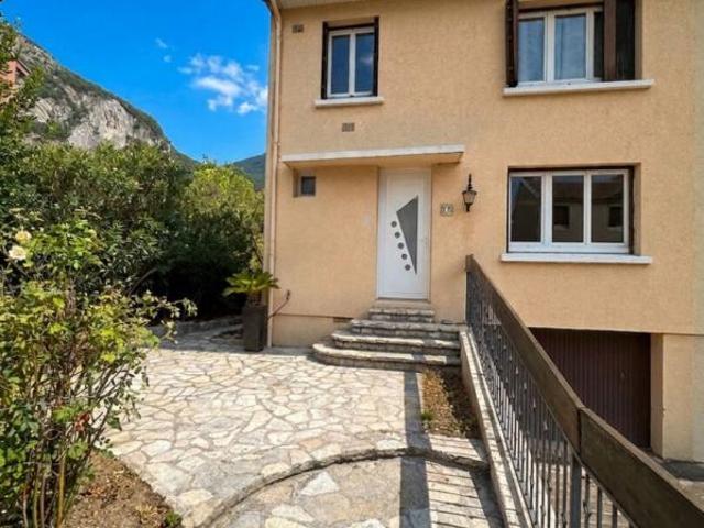 Maison 5 pièces 84 m²