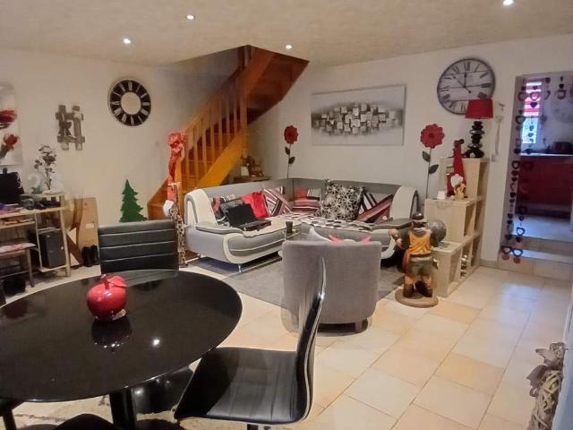 Maison 5 pièces 85 m²