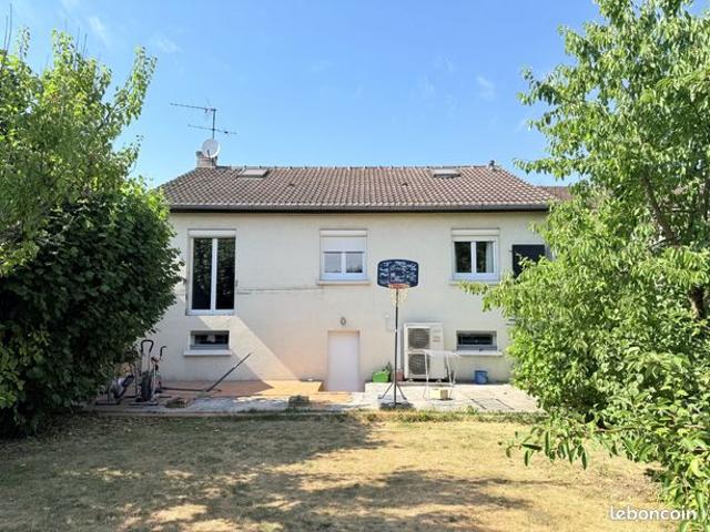 Maison 5 pièces 85 m²