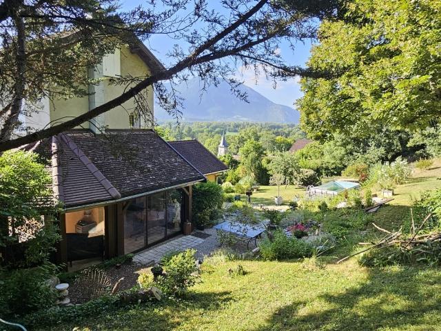 Maison 5 pièces 85 m²