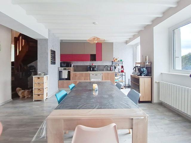 Maison 5 pièces 86m2 + dépendances et terrain 50670 CUVES