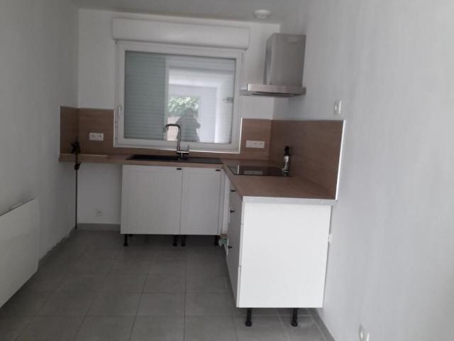 Maison 5 pièces, 88 m² à louer à Béthune 62400