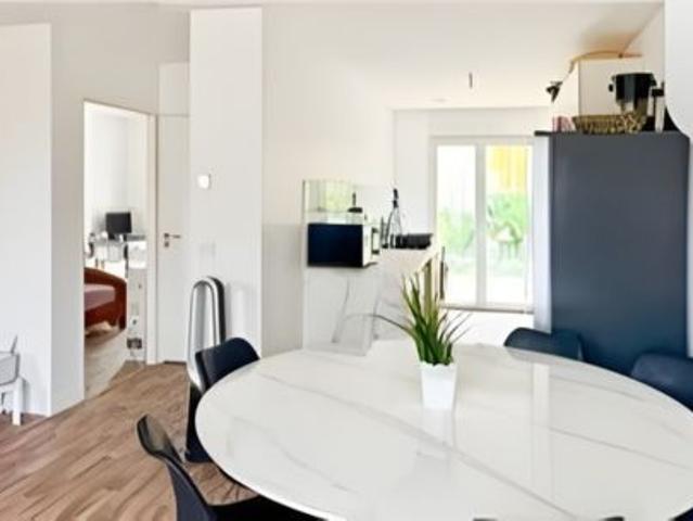 Maison 5 pièces, 88 m² à louer à Paray Douaville 78660
