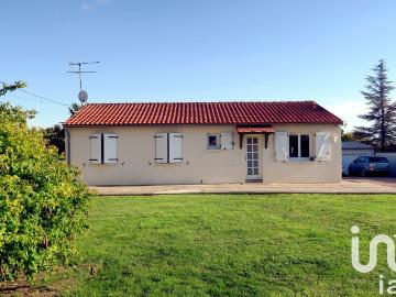 86300, Vienne Poitou-Charentes - Cave, Cuisine équipée