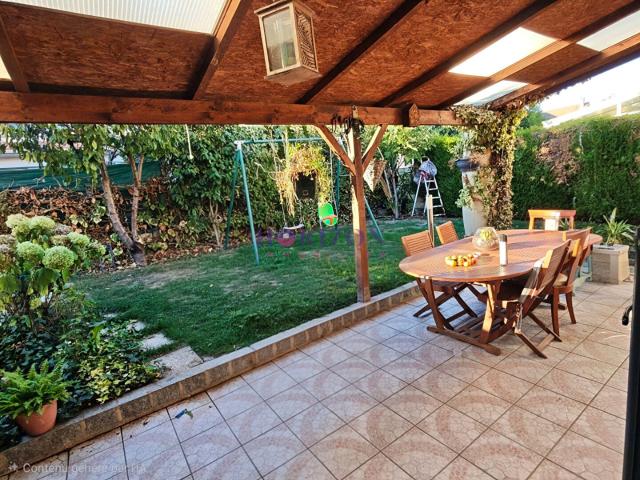 Maison 5 pièces 90 m²