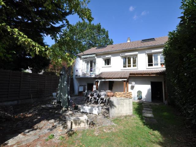 Maison 5 pièces 90 m²