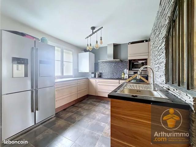 Maison 5 pièces 90 m²