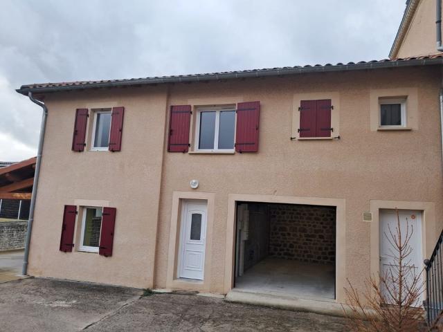 Maison 5 pièces, 90 m² à louer à Saillant 63840