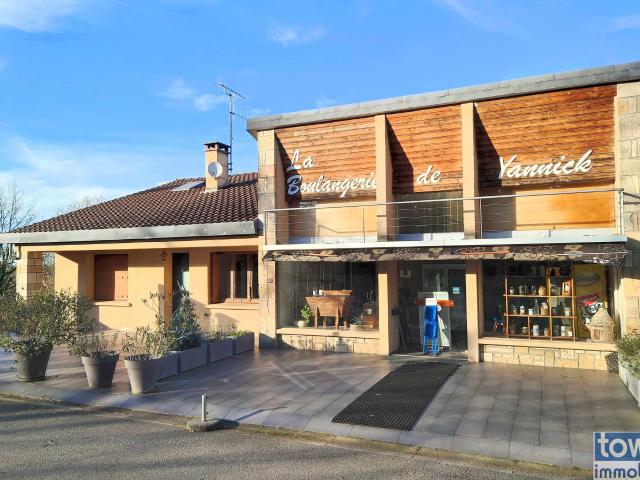 Maison 5 pièces 270 m²