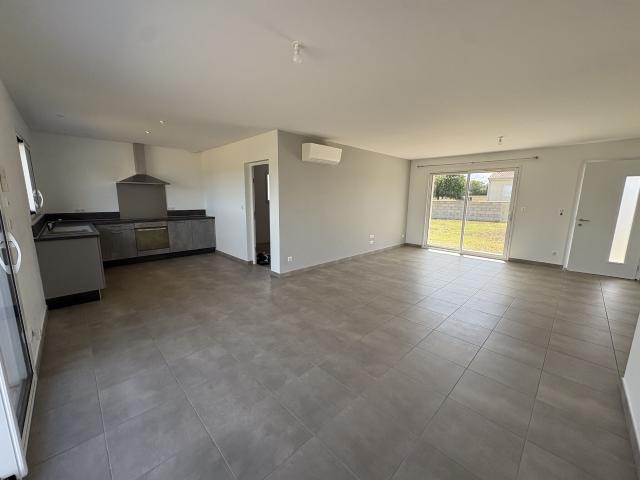 Maison 5 pièces, 91 m² à louer à Sainte Colombe en Bruilhois 47310