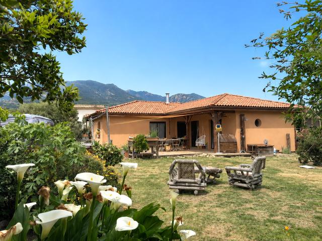 Maison 5 pièces 93 m²
