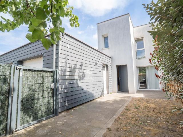 Maison 5 pièces 93 m²