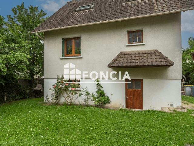 Maison 5 pièces 94 m²