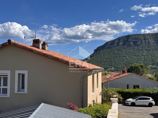 Maison 5 pièces 94 m²