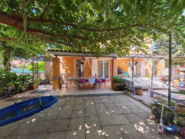 Maison 5 pièces 94 m²