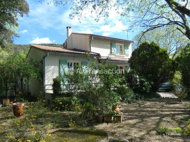 Maison 5 pièces 94 m²