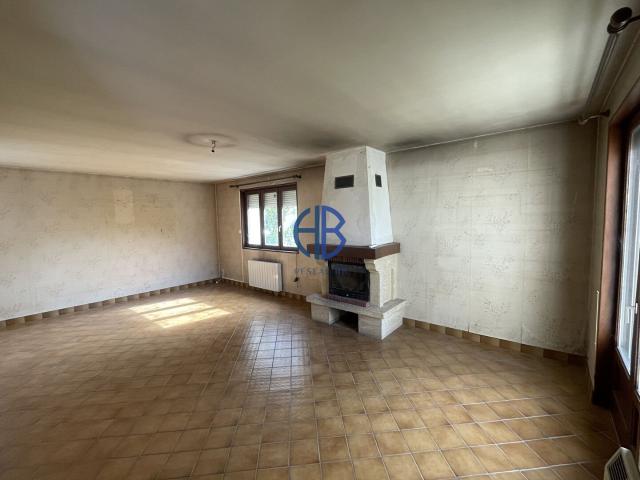 Maison 5 pièces 95 m2 parcelle 873m² 95m² La tour du pin