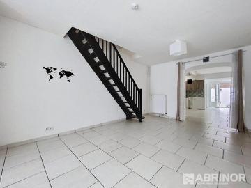 Maison 5 pièces, 95 m² à louer à Tourcoing 59200