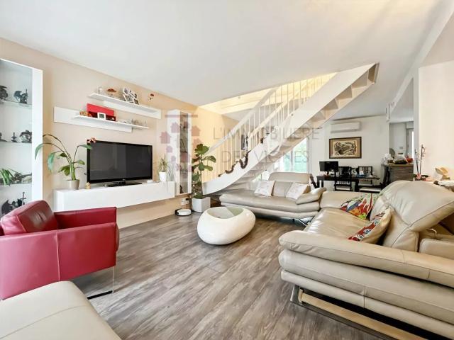 Maison meublée 5 pièces 97 m²